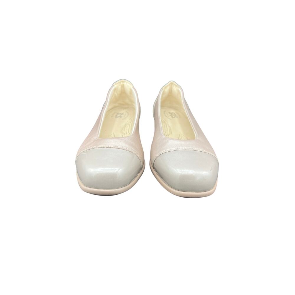 ✨SAS Tripad Flats 8M Ivory Wedding Guest Low Heel Comfort Footbed Made USA Chic - Picture 2 of 11